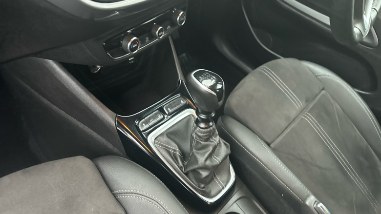 Vauxhall Crossland 1.5 Turbo D Ultimate 5dr Diesel Hatchback